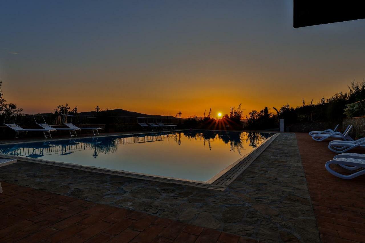 Tenuta Colombaio Casole dʼElsa Exterior foto